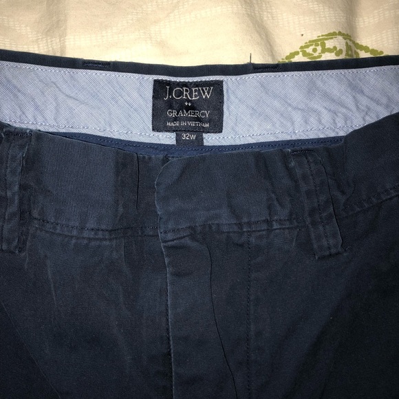 J Crew Khaki Shorts 32 - Picture 2 of 3